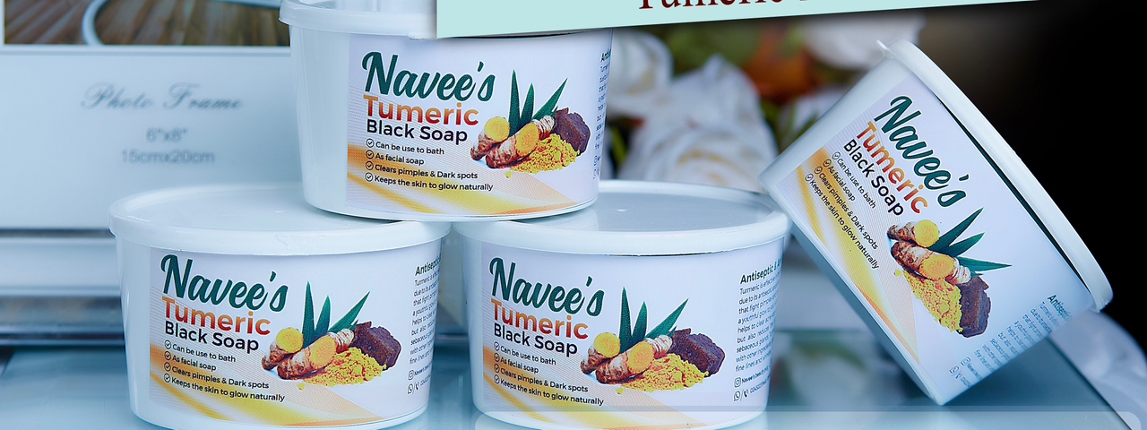 Navee’s Tumeric black soap